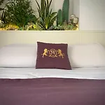 Ξενοδοχείο Max