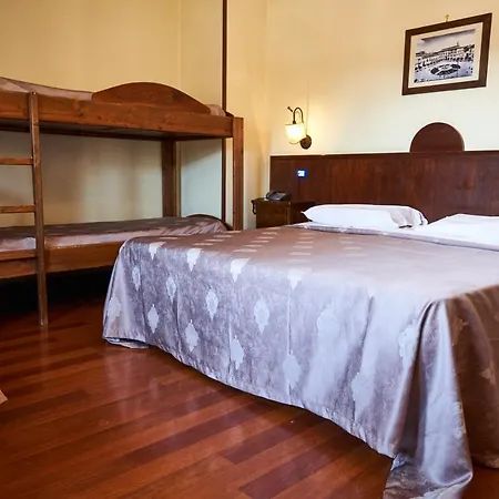Hotel Max 3*
