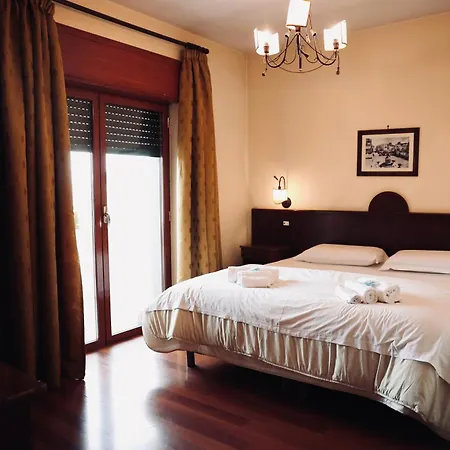 Hotel Max Aversa