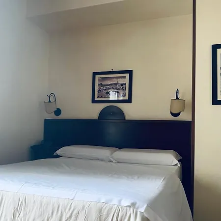 Max Hotel 3*